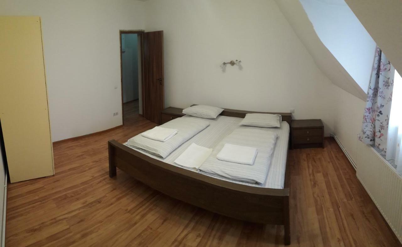 Theresia Apartment Sibiu Exterior photo